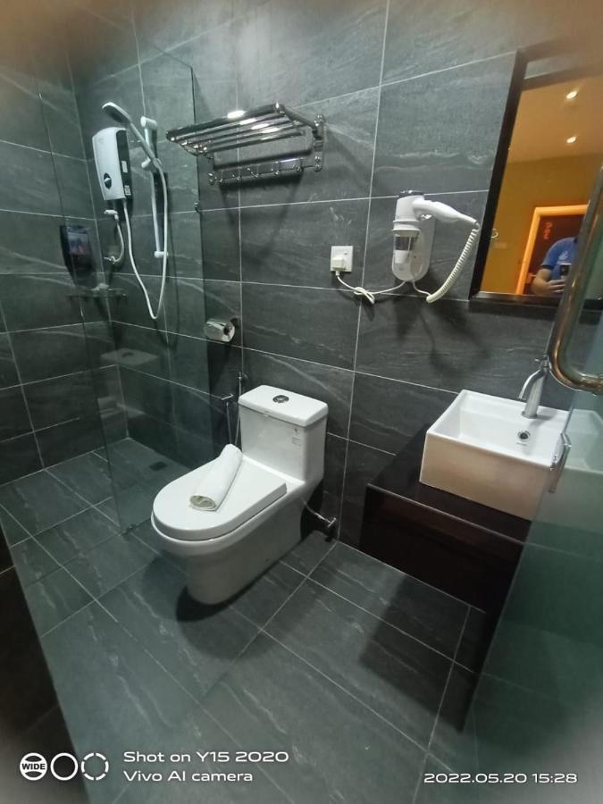 Yee Hotel Permas Jaya Джохор-Бару Экстерьер фото