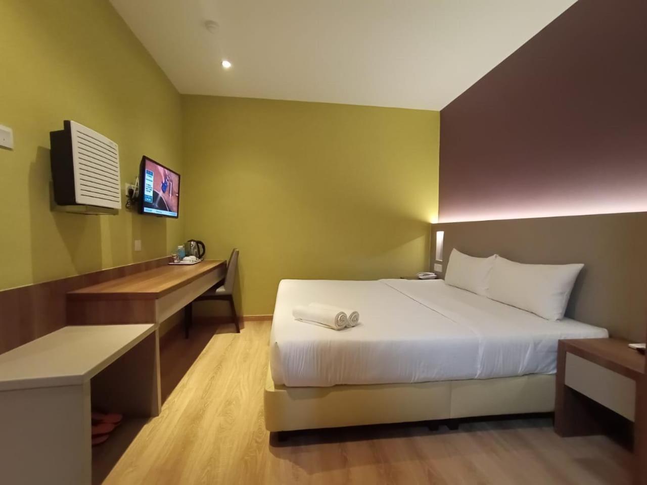 Yee Hotel Permas Jaya Джохор-Бару Экстерьер фото